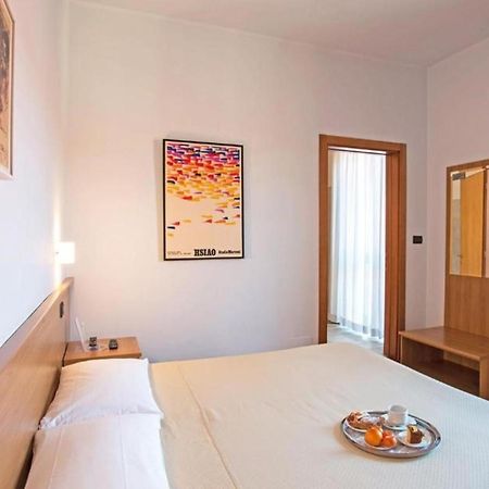 Hotel Lux 알레산드리아 외부 사진