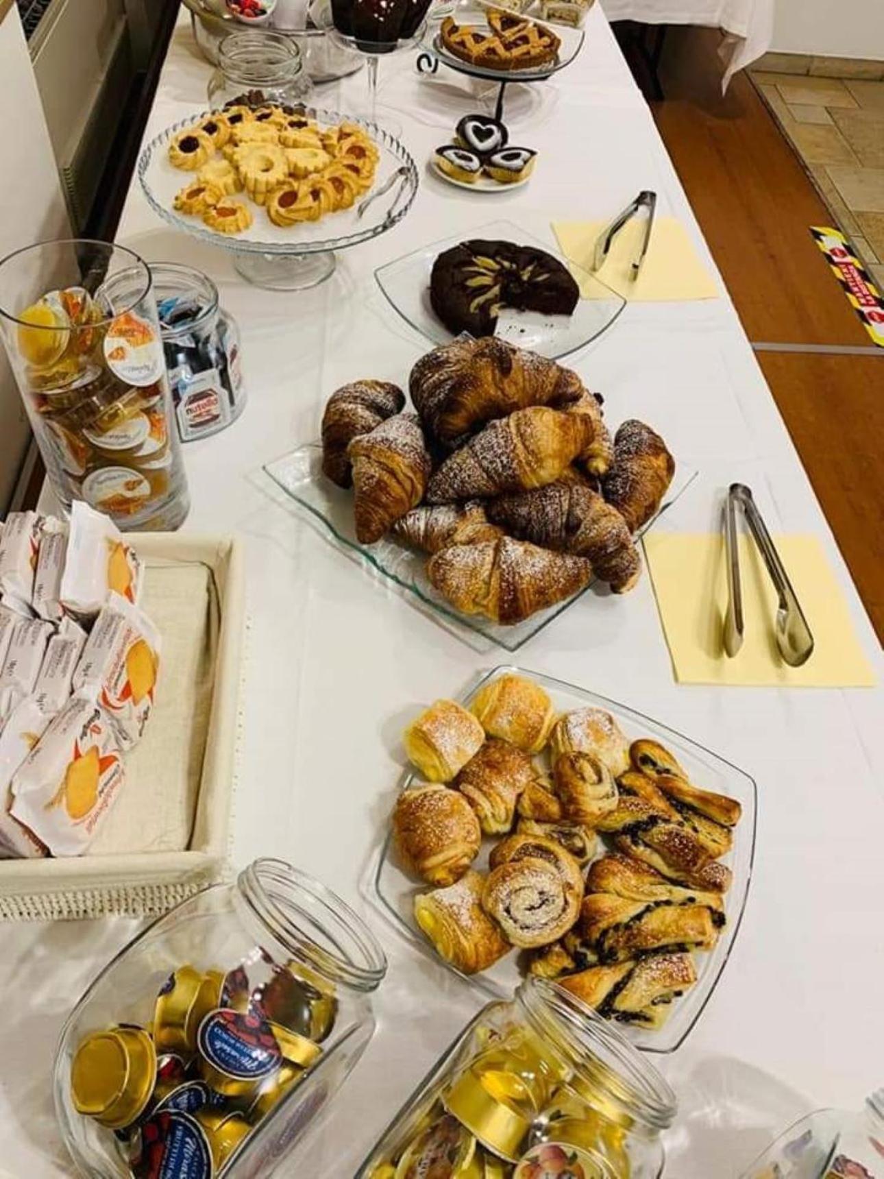 Hotel Lux 알레산드리아 외부 사진