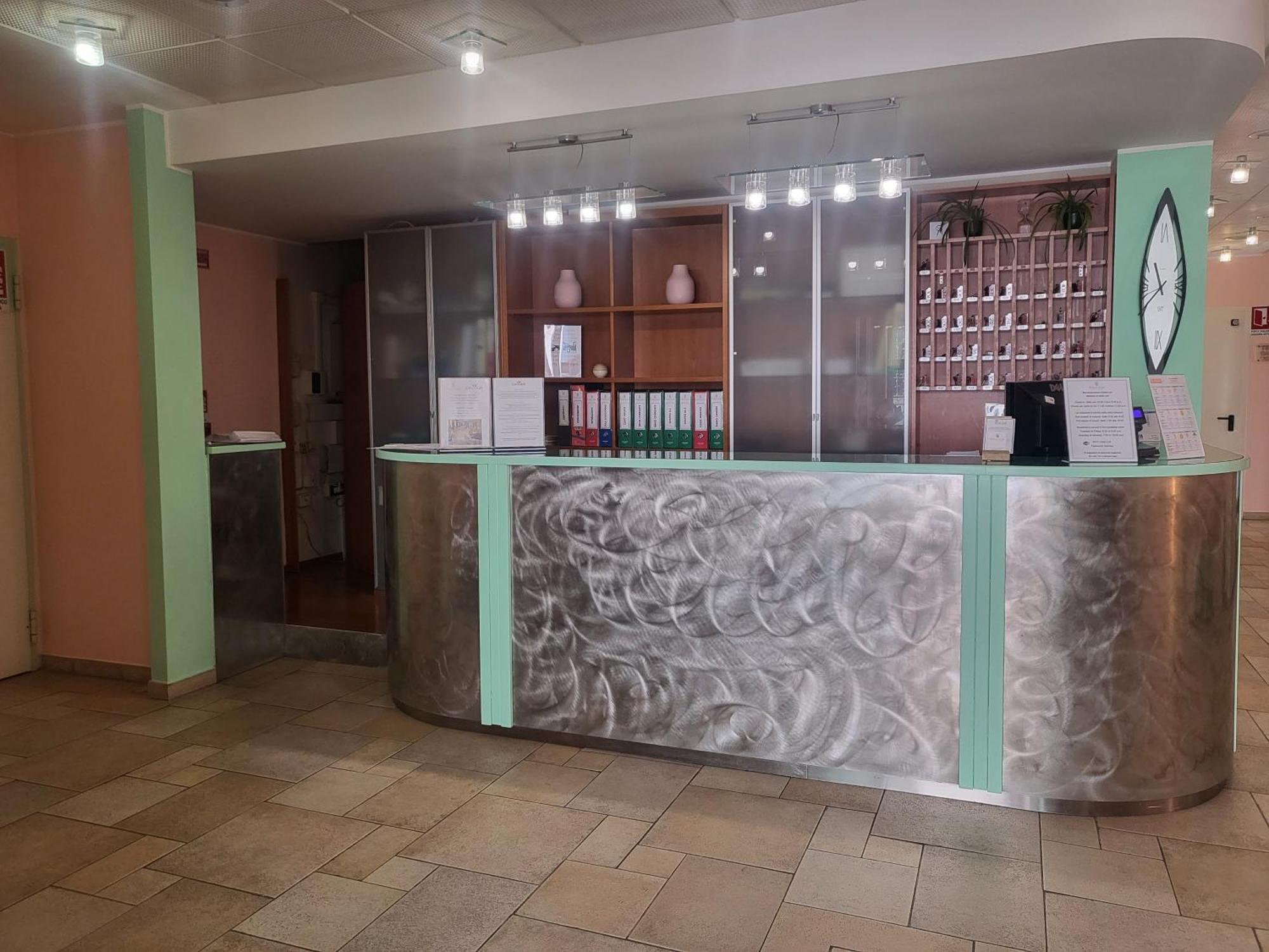 Hotel Lux 알레산드리아 외부 사진
